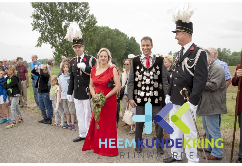 12 -7-2015 Onthulling grafsteen Herwen Coll. P.Snip- HKR (38)